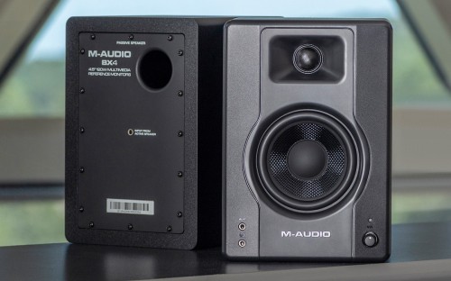 M-AUDIO BX4