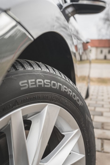 Nokian Seasonproof