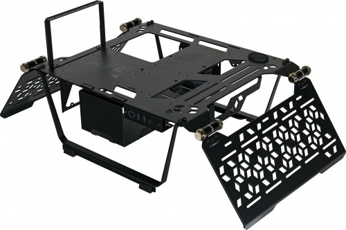 Cooler Master MasterFrame 700
