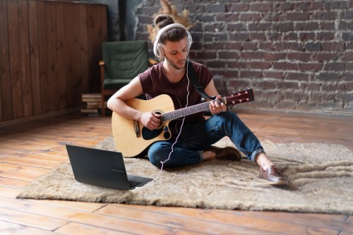 Asus Vivobook Pro 15 M6500QH