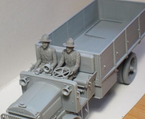 ICM Standard B Liberty with WWI US Drivers (1:35)