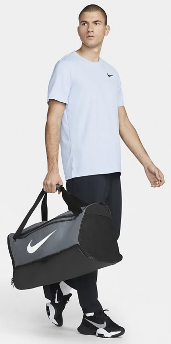 Nike Brasilia 9.5 Duffel Medium