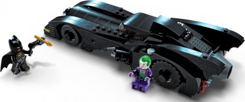 Lego Batmobile Batman vs. The Joker Chase 76224