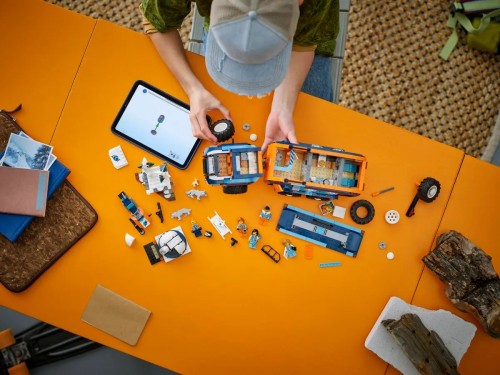 Lego Arctic Explorer Science Lab Truck 60471