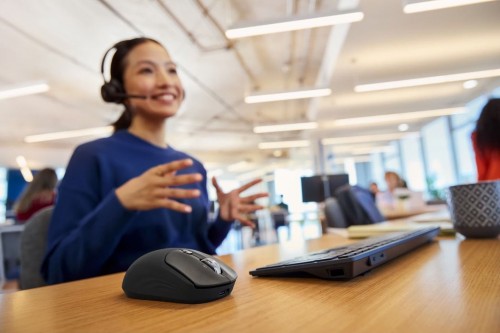 HP 700 Rechargeable Wireless Mouse