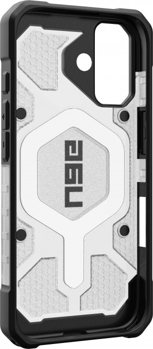 UAG Pathfinder with Magsafe for iPhone 17