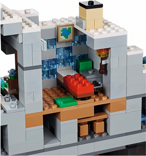 Lego The Mountain Cave 21137