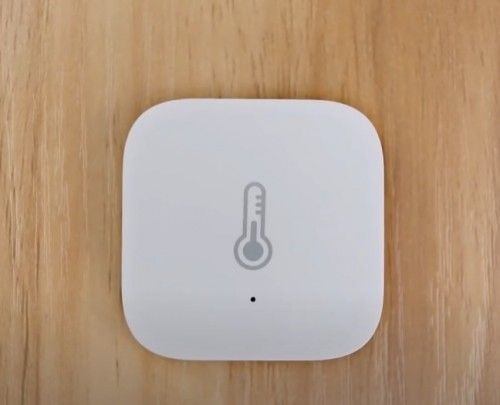 Xiaomi Aqara Temperature and Humidity Sensor