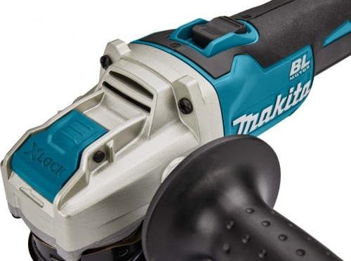 Makita DGA521ZX1