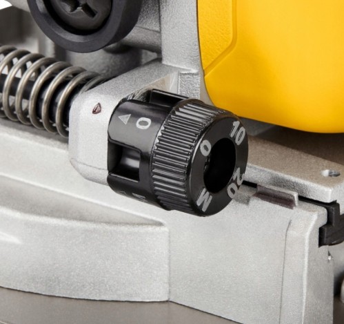 DeWALT DCW682NT