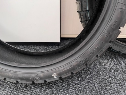 CST Tires CM-AD01