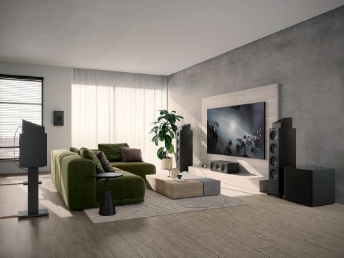 KEF Q6 Meta