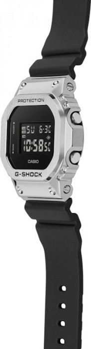 Casio G-Shock GM-5600U-1