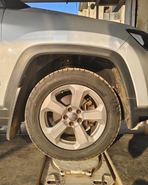 Continental CrossContact AX6