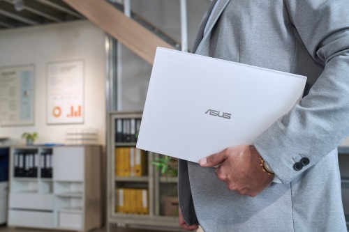 Asus ExpertBook CX54 Chromebook Plus CX5403CMA