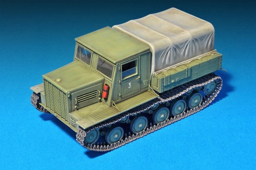 MiniArt Ya-12 Soviet Artillery Tractor (1:35)