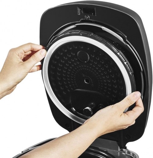 Tefal Ultimate Pressure Cooker CY625D32