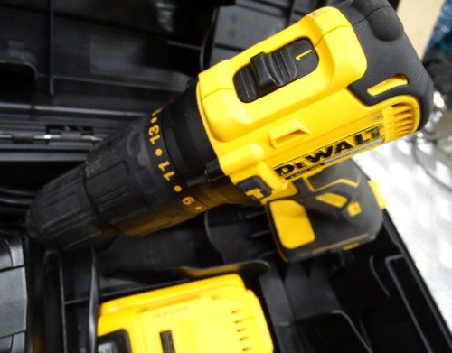 DeWALT DCD778D2T