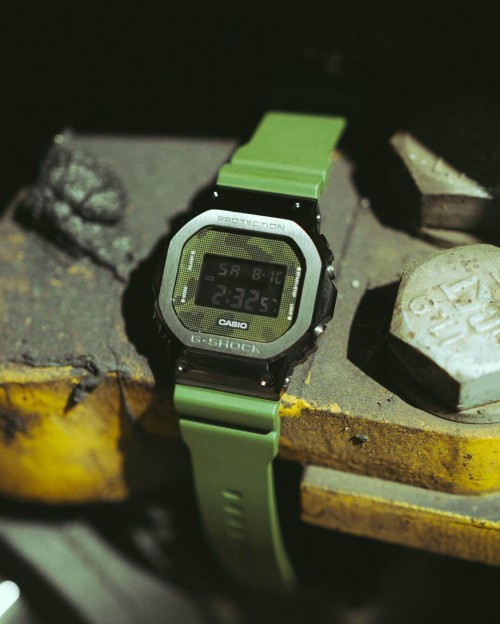 Casio GM-5600B-3