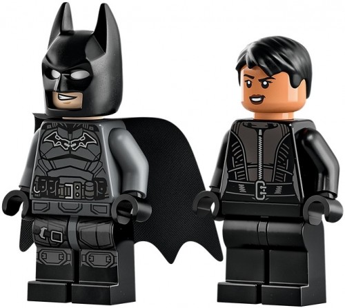 Lego Batman and Selina Kyle Motorcycle Pursuit 76179