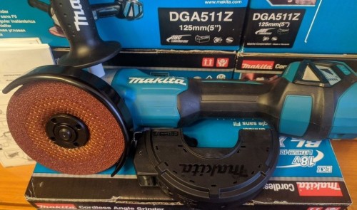 Makita DGA511Z