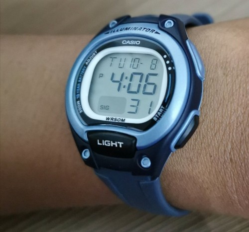 Casio LW-203-2A