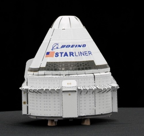 Fascinations Boeing CST-100 Starliner MMS173