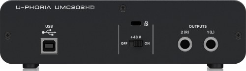 Behringer U-Phoria Studio Pro