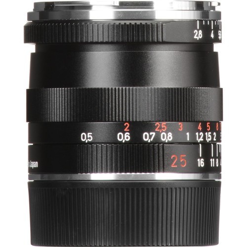 Carl Zeiss 25mm f/2.8 Biogon T*