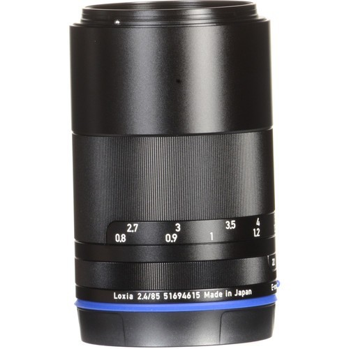 Carl Zeiss 85mm f/2.4 Loxia