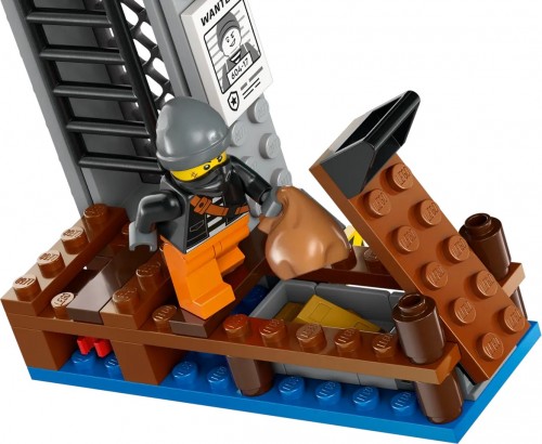 Lego Police Speedboat and Crooks Hideout 60417