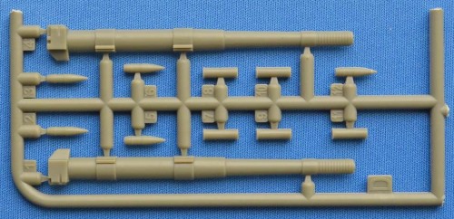 Ace 152mm Soviet Gun-Howitzer ML-20 (1:72)