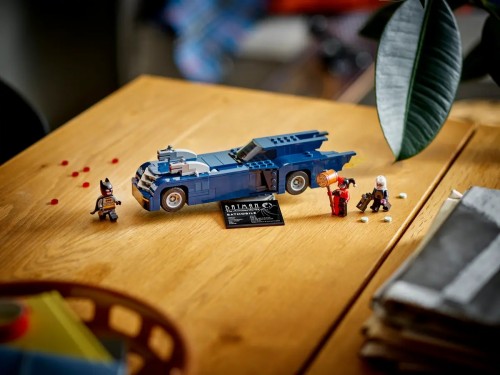 Lego Batman with the Batmobile vs Harley Quinn and Mr Freeze