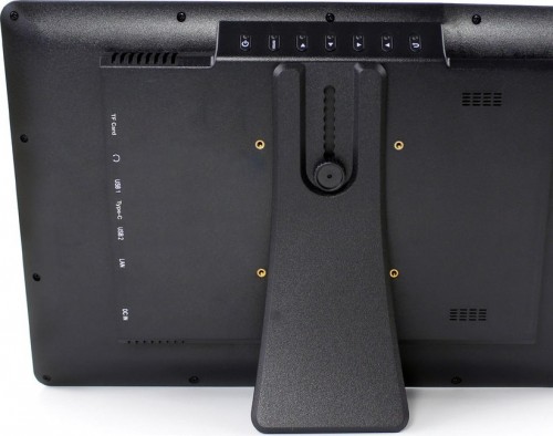 Xoro MegaPad 1404 V7
