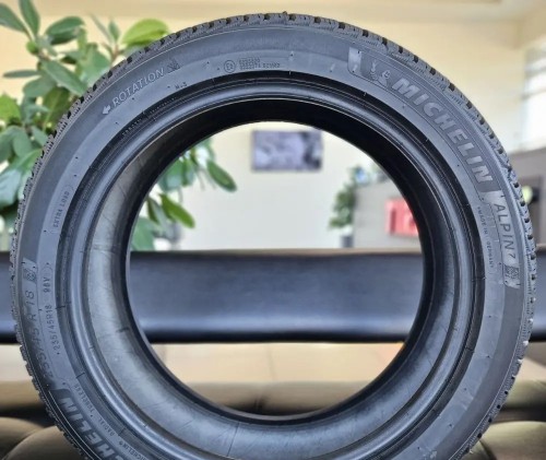 Michelin Alpin 7
