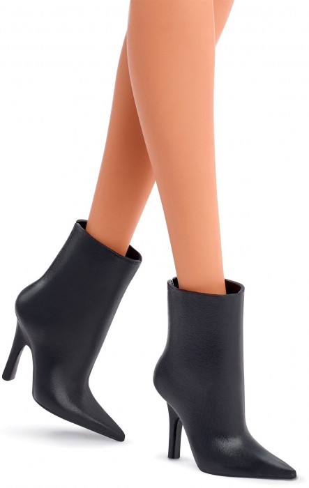 Barbie Signature JBH72