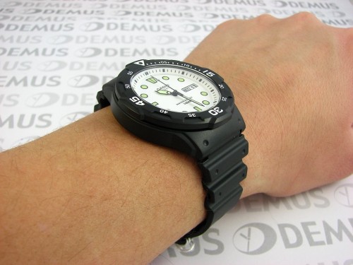 Casio MRW-200H-7EVEF