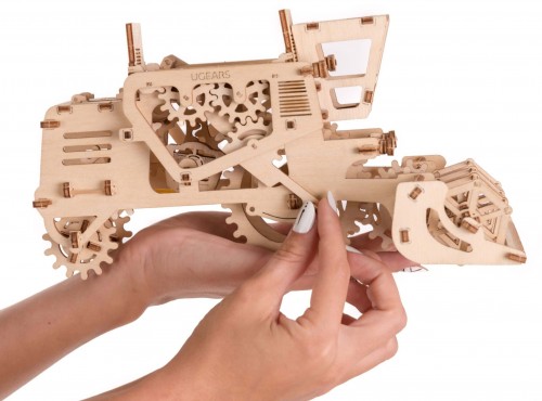 UGears Combine