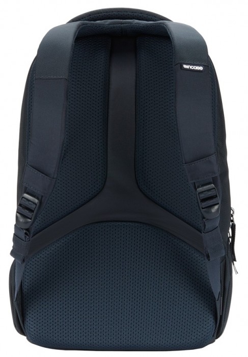 Incase Icon Dot Backpack