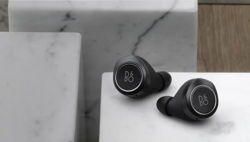 Bang&Olufsen BeoPlay E8 Right