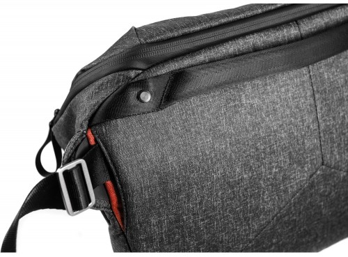 Peak Design Everyday Sling 10L