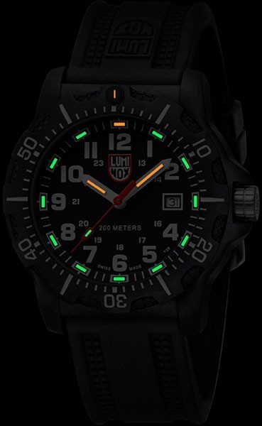 Luminox 8882