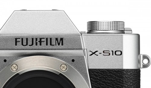 Fuji FinePix X-S10