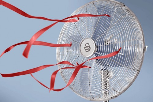 SWAN Retro 16 Inch Stand Fan