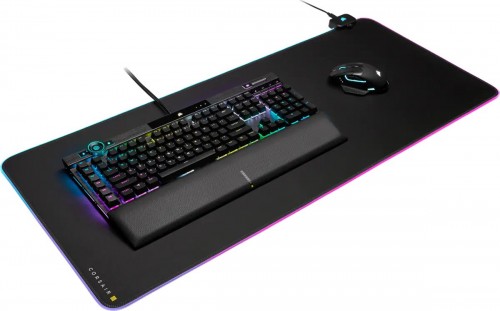 Corsair MM700 RGB Extended Mouse Pad