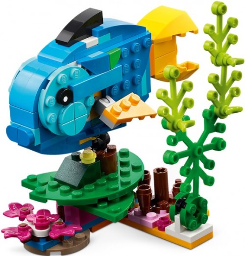 Lego Exotic Parrot 31136