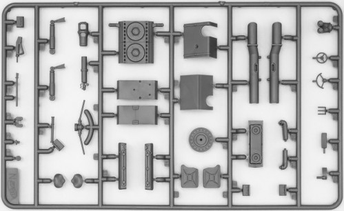 ICM Pz.Kpfw.VI Ausf.B King Tiger (late production) with Full