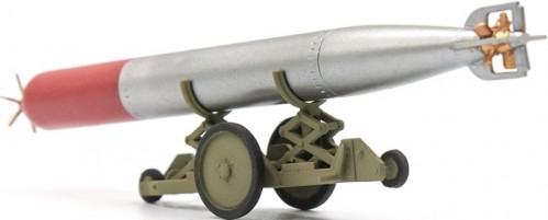 ICM WWII British Torpedo Trailer (1:48)