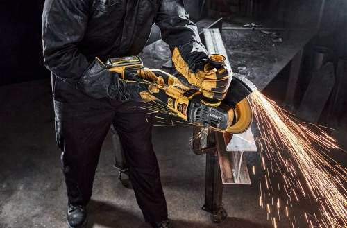 DeWALT DCG460N