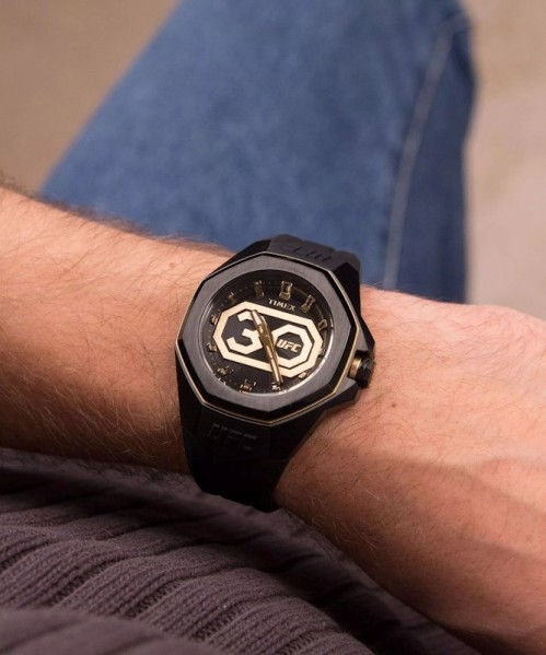 Timex UFC Pro TW2V90200